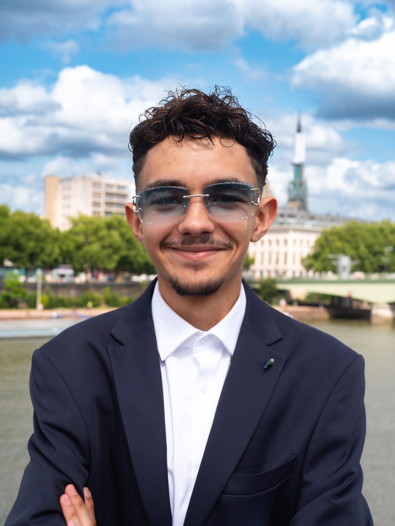 Emir Achour